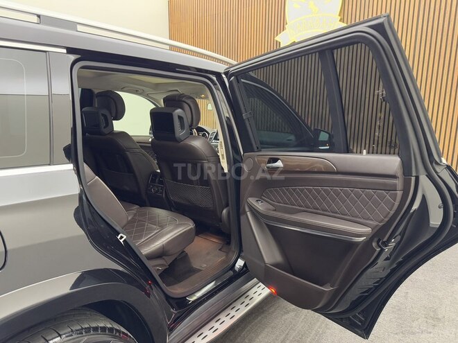 Mercedes GLS 500 4MATIC 2016, 185,000 km - 4.7 l - Bakı