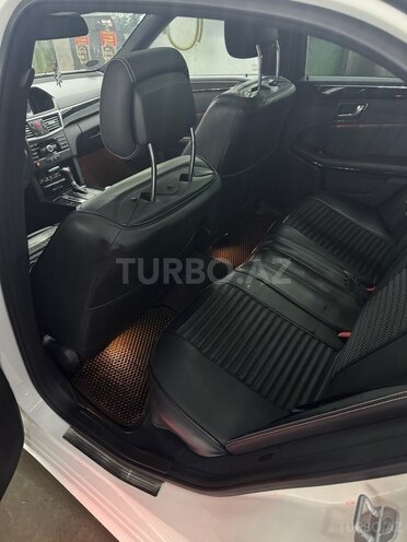 Mercedes E 250 2009, 148,400 km - 1.8 l - Bakı