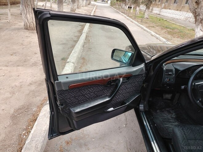 Mercedes C 220 1994, 283,492 km - 2.2 l - Sumqayıt