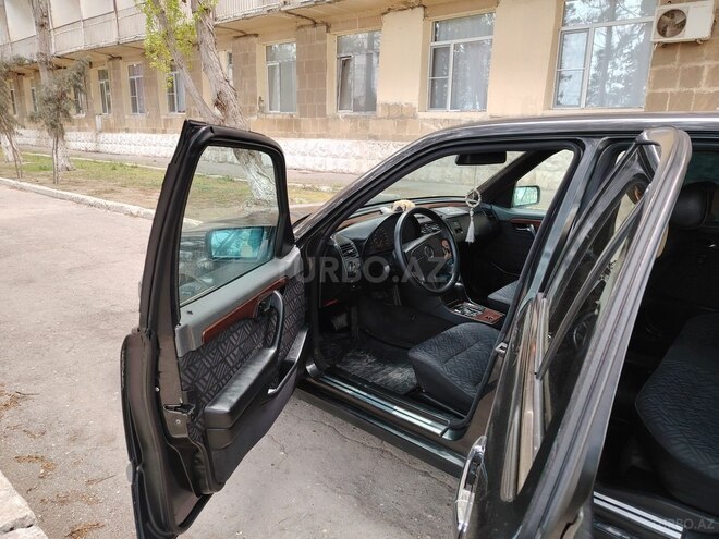 Mercedes C 220 1994, 283,492 km - 2.2 l - Sumqayıt