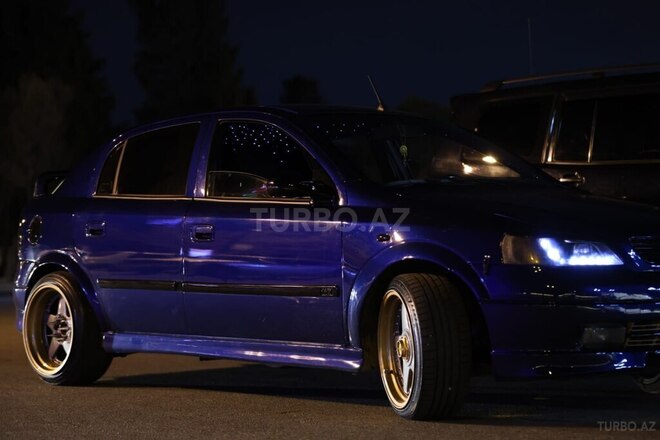 Opel Astra 2003, 380,000 km - 1.8 л - Bakı