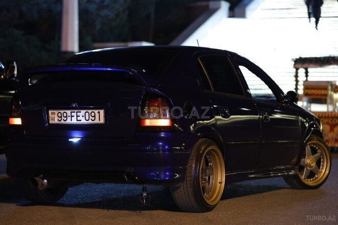 Opel Astra 2003, 380,000 km - 1.8 л - Bakı