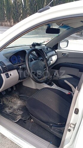 Mitsubishi L200 2007, 423,890 km - 2.4 л - Bakı