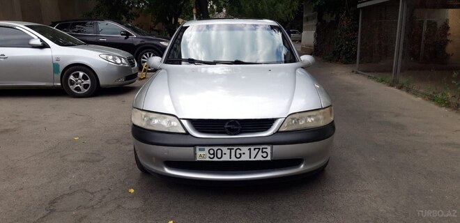 Opel Vectra 1997, 195,241 km - 1.8 l - Bakı