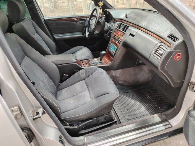 Mercedes E 200 1996, 264,982 km - 2.0 l - Sumqayıt