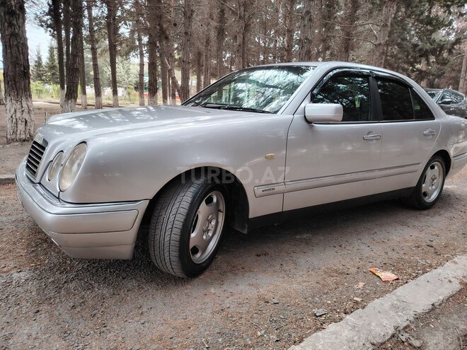 Mercedes E 200 1996, 264,982 km - 2.0 l - Sumqayıt
