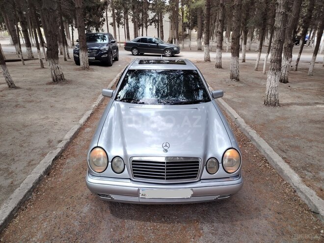 Mercedes E 200 1996, 264,982 km - 2.0 l - Sumqayıt