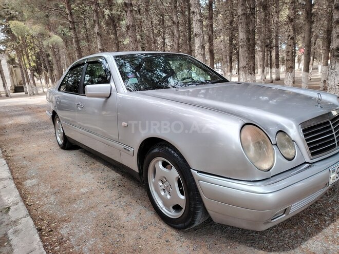 Mercedes E 200 1996, 264,982 km - 2.0 l - Sumqayıt