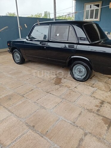 LADA (VAZ) 2107 2011, 95,000 km - 1.6 l - Salyan