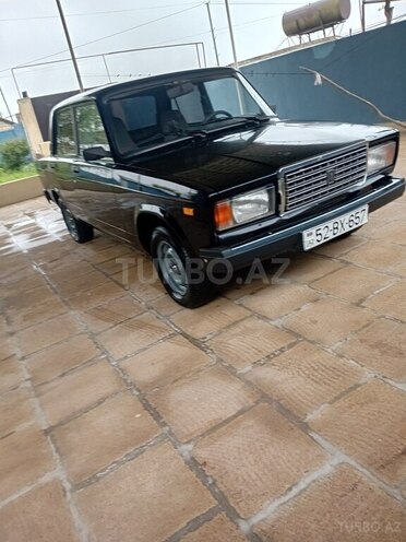 LADA (VAZ) 2107 2011, 95,000 km - 1.6 l - Salyan