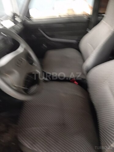 LADA (VAZ) 2107 2011, 95,000 km - 1.6 l - Salyan