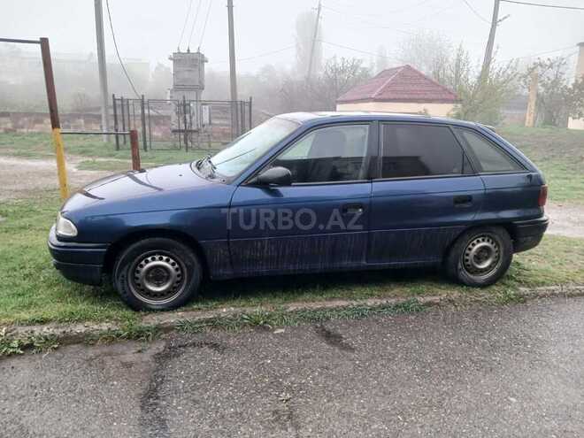 Opel Astra 1995, 727,272 km - 1.6 l - Göygöl