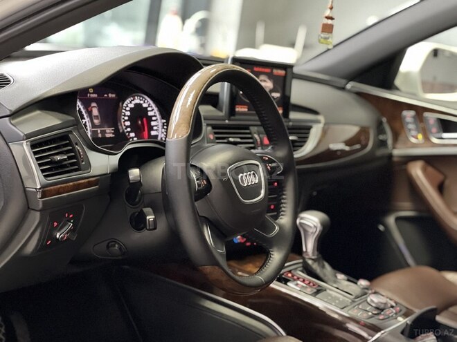Audi A6-15
