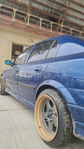 Opel Astra 2003, 380,000 km - 1.8 л - Bakı