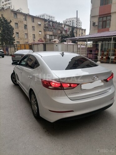 Hyundai Elantra 2017, 88,000 km - 2.0 л - Bakı