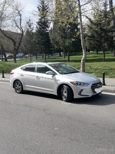 Hyundai Elantra 2017, 88,000 km - 2.0 л - Bakı