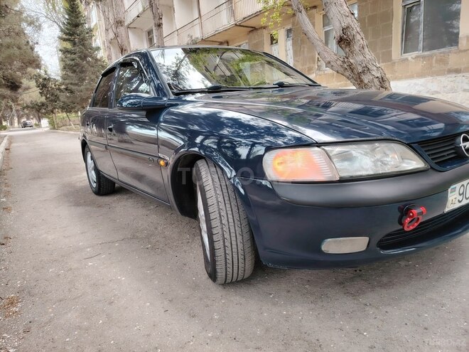 Opel Vectra 1998, 274,824 km - 2.0 l - Sumqayıt