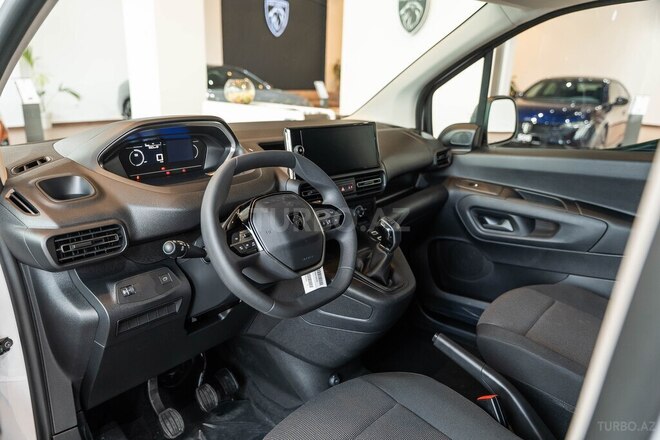 Peugeot Partner-10
