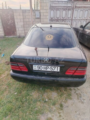 Mercedes E 230 1996, 390,815 km - 2.0 l - Sabirabad