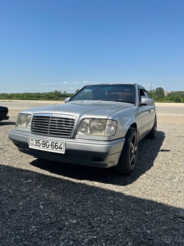 Mercedes E 250 1994, 457,598 km - 2.5 l - Bakı