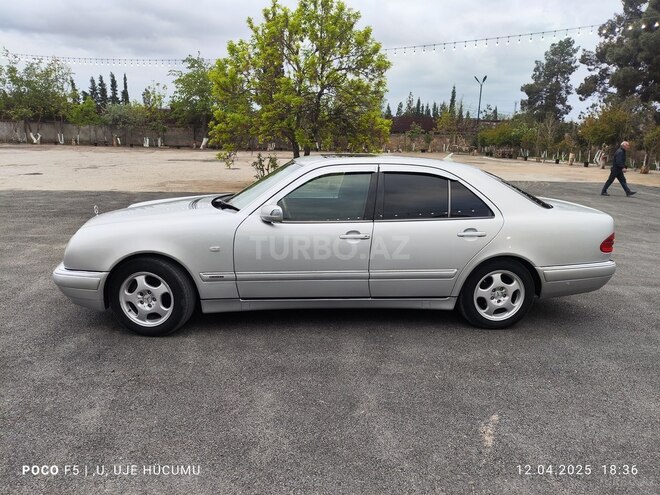 Mercedes E 240 1999, 255,000 km - 2.4 l - Sabirabad