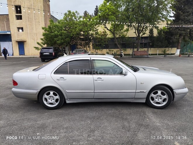 Mercedes E 240 1999, 255,000 km - 2.4 l - Sabirabad