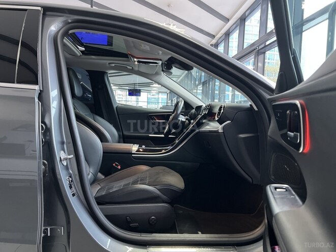 Mercedes C 200-11