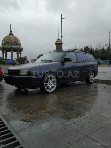 Opel Astra 1995, 180,000 km - 2.0 l - Xaçmaz