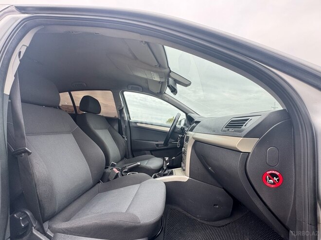 Opel Astra 2007, 272,895 km - 1.3 l - Bakı