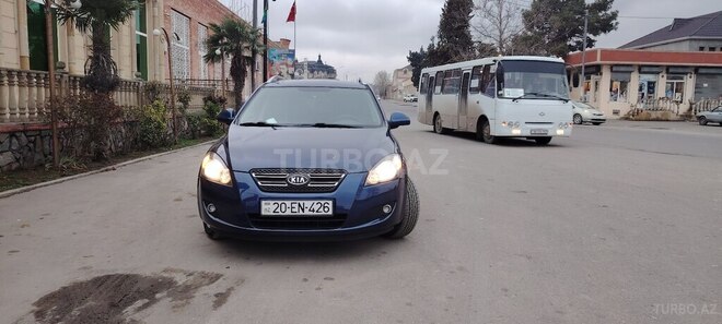 Kia Ceed 2008, 226,000 km - 1.6 л - Gəncə