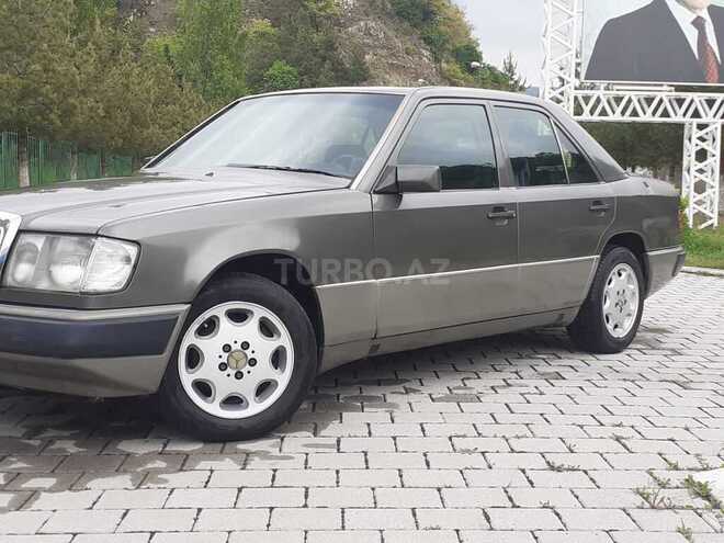 Mercedes 200 1990, 150,000 km - 2.0 l - Balakən