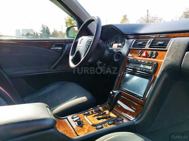 Mercedes E 220 d 2001, 370,000 km - 2.2 l - Bakı