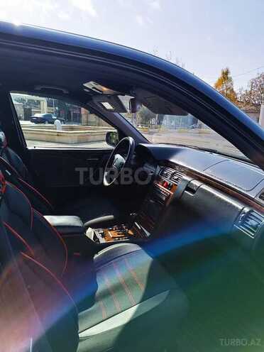 Mercedes E 220 d 2001, 370,000 km - 2.2 l - Bakı