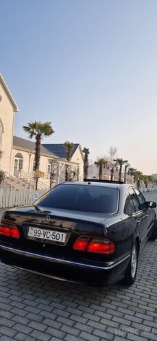 Mercedes E 280 2000, 310,000 km - 2.8 л - Lənkəran