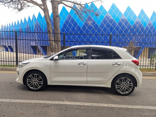 Kia Rio 2021, 140,000 km - 1.6 л - Sumqayıt