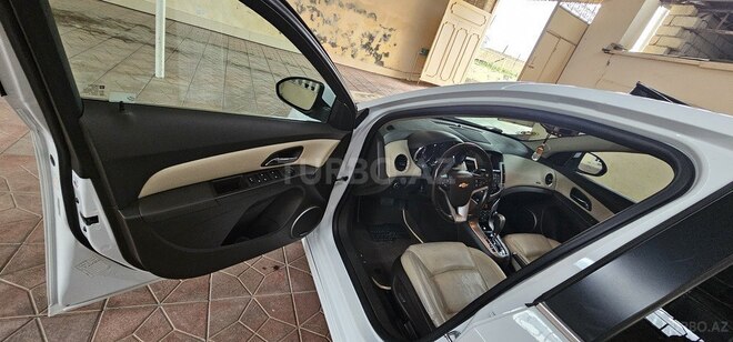 Chevrolet Cruze 2015, 174,334 km - 1.4 л - Şəmkir