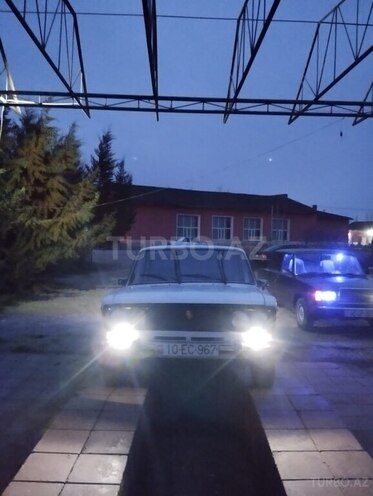 LADA (VAZ) 2106 1998, 80,000 km - 1.5 l - Salyan