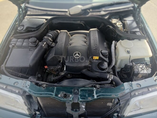 Mercedes C 240 1999, 330,000 km - 2.4 l - Gəncə