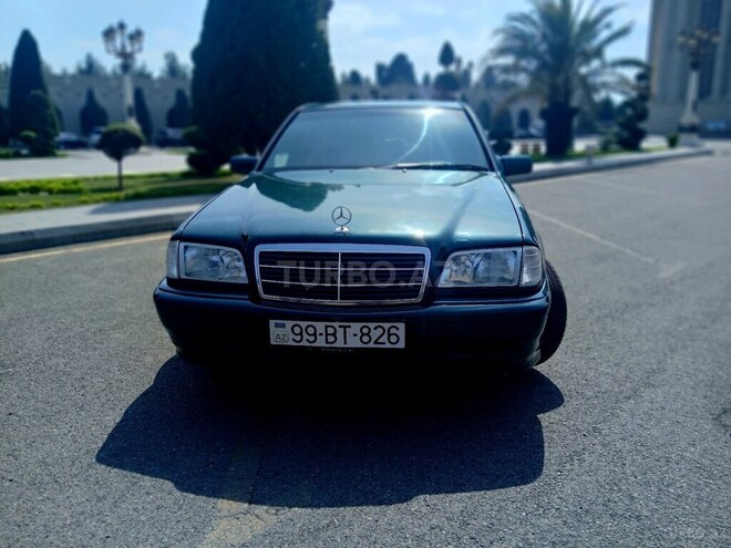 Mercedes C 240 1999, 330,000 km - 2.4 l - Gəncə