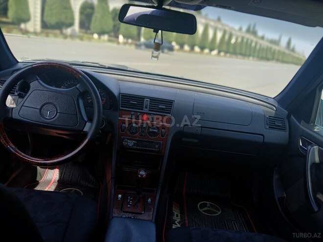 Mercedes C 240 1999, 330,000 km - 2.4 l - Gəncə
