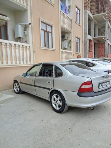 Opel Vectra 1996, 385,000 km - 1.8 l - Bakı