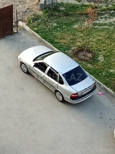 Opel Vectra 1996, 385,000 km - 1.8 l - Bakı