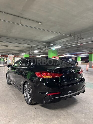 Hyundai Elantra 2017, 175,418 km - 1.6 l - Bakı