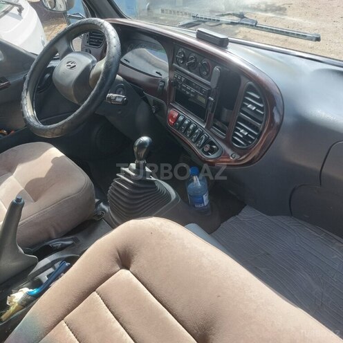 Hyundai HD-65 2010, 225,896 km - 3.9 l - Bakı
