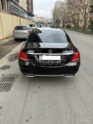 Mercedes C 220 d 2017, 148,000 km - 2.2 l - Bakı