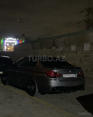 BMW 528 2013, 275,000 km - 2.0 l - Qəbələ