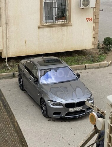 BMW 528 2013, 275,000 km - 2.0 l - Qəbələ