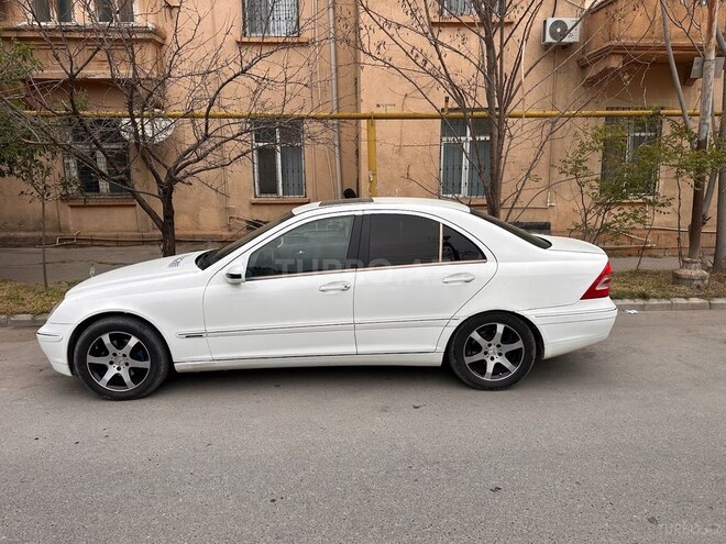 Mercedes C 240 2001, 300,000 km - 2.6 l - Bakı
