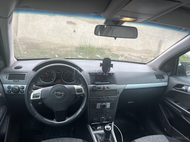 Opel Astra 2006, 326,522 km - 1.3 l - Bakı