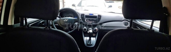 Hyundai i10-16